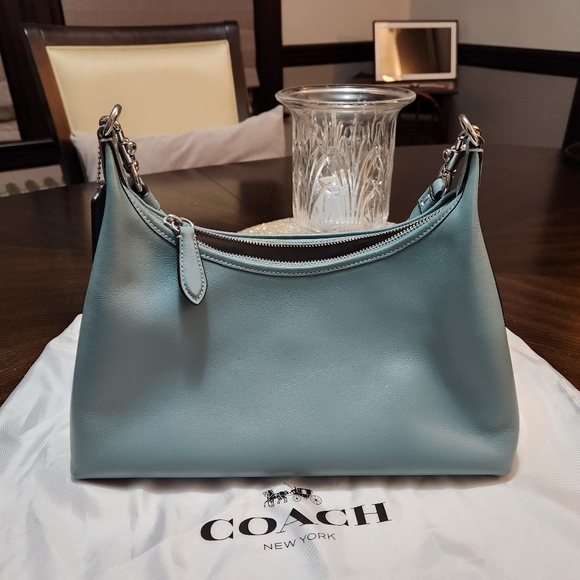 Coach Juliet Shoulder Bag - Picture 3 of 8